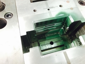 防塵罩模具F8932-3，防塵罩塑膠模具