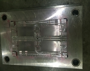 新模 音響塑膠外殼注塑加工廠Y712